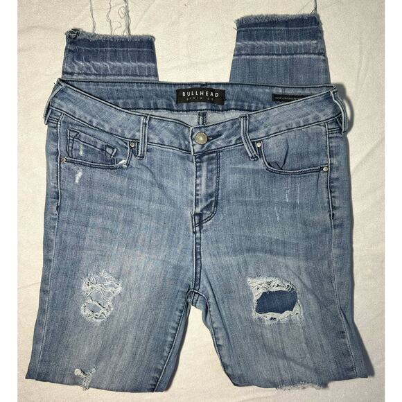 Bullhead Women's Skinny Distressed Jeans Light Wash Size 27 - Picture 1 of 5